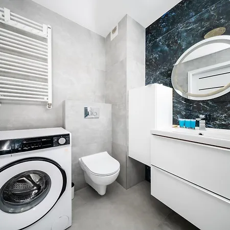 Pilsudskiego Homely By Bookinghost * Łódź